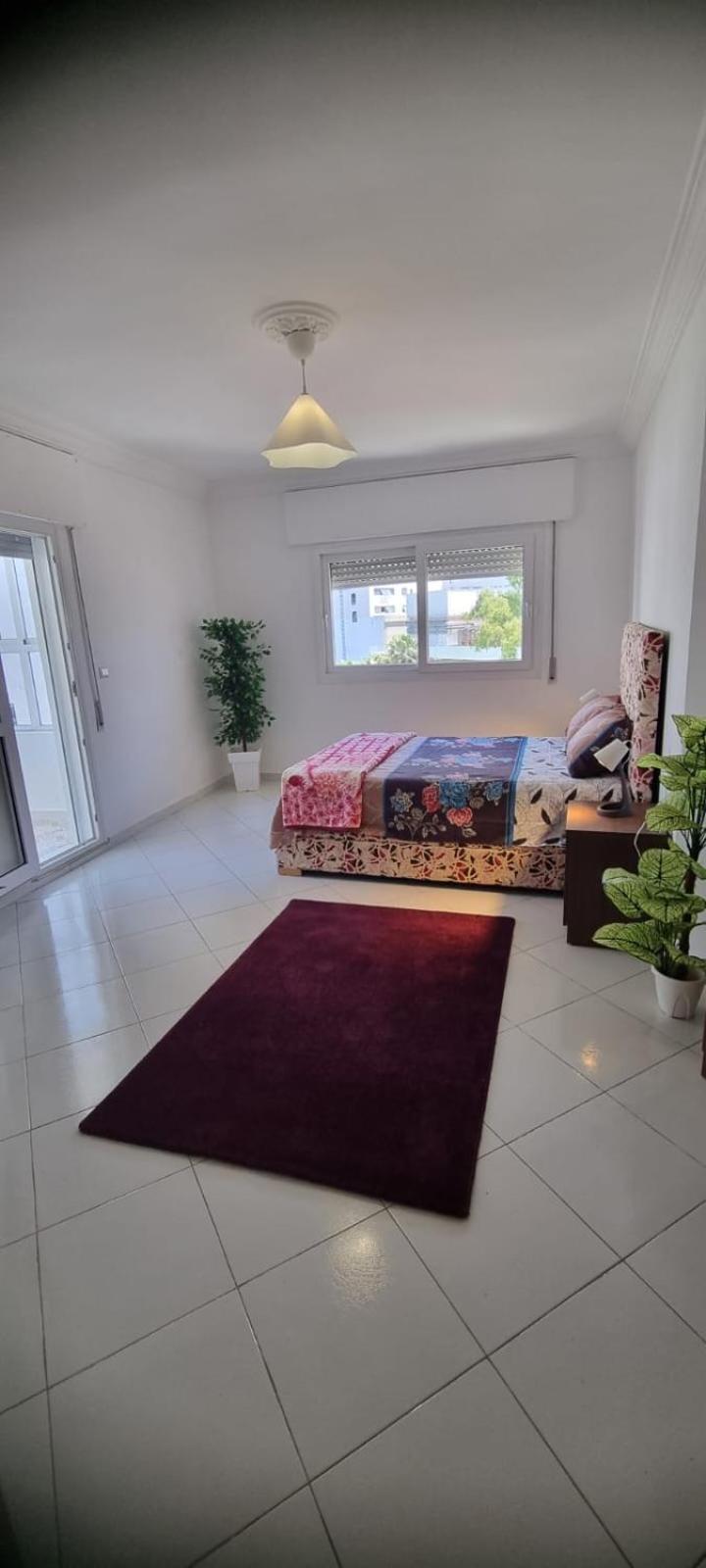 Lovely Apartment Near All Amenities *